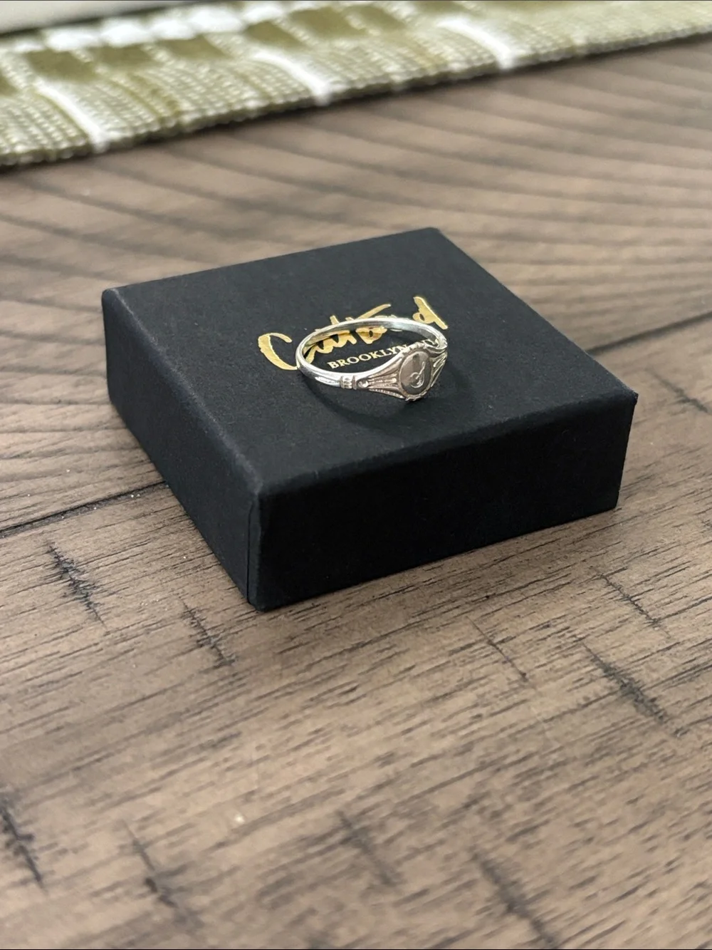 Catbird “S” signet ring